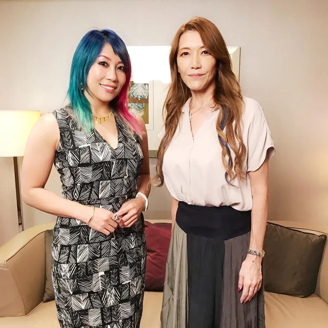 Bull Nakano wraz z Asuką Artykuł o japońskiej wrestlerce WWF (WWE) z lat 90-tych: Bull Nakano (Keiko Nakano), która weszła do Hall of Fame WWE w 2024.