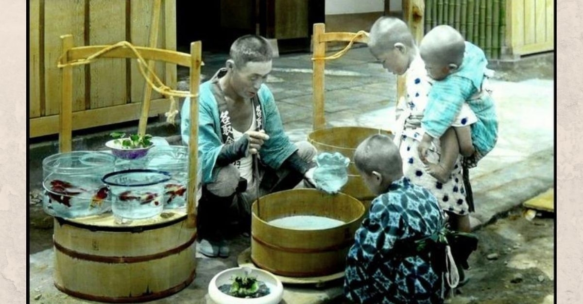 Botefuri - zdjęcie Esej o grupie społecznej Edo Japonii shogunatu Tokuwawów - botefuri - ulicznych sprzedawcach wędrownych