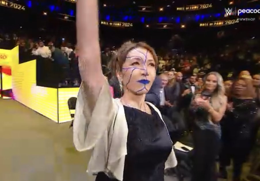 Bull Nakano w 2024 dostaje się do Hall of Fame WWE. Artykuł o japońskiej wrestlerce WWF (WWE) z lat 90-tych: Bull Nakano (Keiko Nakano), która weszła do Hall of Fame WWE w 2024.