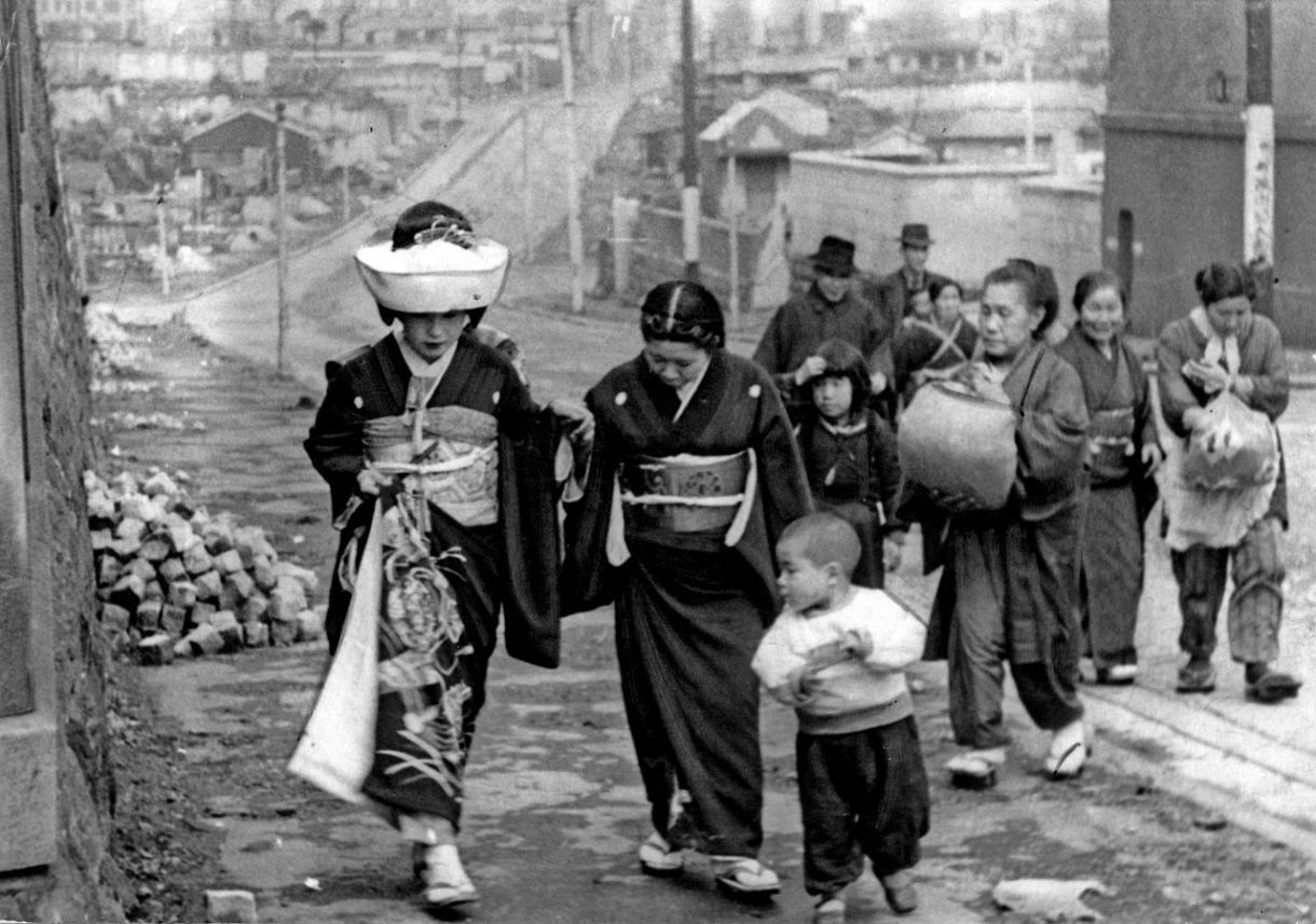 Przeziębienie duszy z kodem ICD. Osobliwa kariera depresji w Japonii Jak Japonia dwa razy wynalazła własną depresję – i dlaczego nikt nie znalazł tej słynnej reklamy.