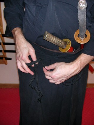 Songs from the Eta-mura – The Lives of the “Non-Humans” Erased from the Maps of Shogunate Japan Beneath the surface of Edo Japan’s harmony lay another world – the eta-mura settlements, absent from the maps. A world of “non-humans,” lives marked by the taboo of kegare, archaic songs, unique rituals, and secret languages, forming Japan’s second, hidden culture.