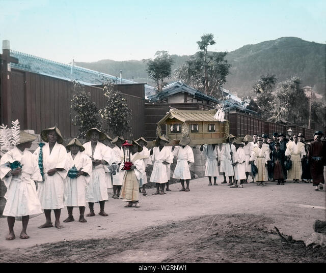 Dawny japoński pogrzeb - biały kolor shiro Symbolika trzech podstawowych kolorów w kulturze Japonii - czerwieni ako, bieli shiro i czerni kuro.