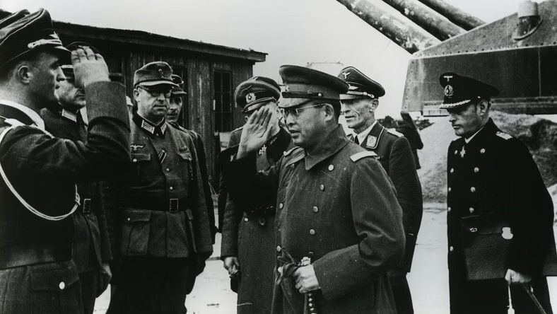 Zdjęcie Onodera Makoto Artykuł o współpracy polsko-japońskiej podczas II Wojny Światowej. Jak Japończycy i Polacy omijali Niemców, by wymienić się danymi wywiadowczymi.