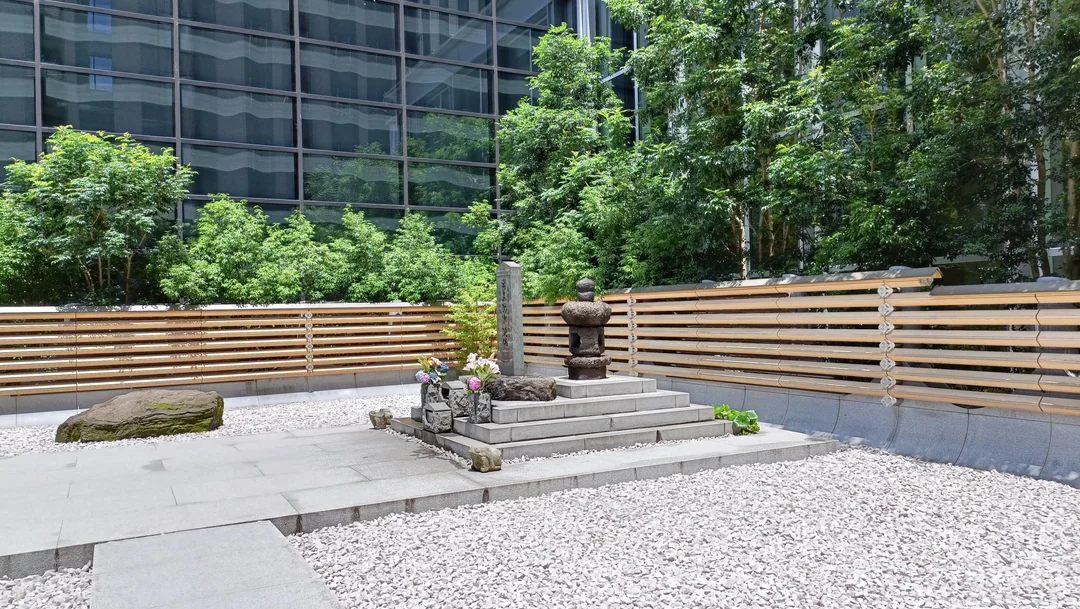 Grób Taira no MAsakado w Otemachi, Tokyo, Japonia Pradawny wojownik, fałszywy cesarz, mściwy demon onryo - Dlaczego grób Taira no Masakado stoi w samym centrum Tokyo?