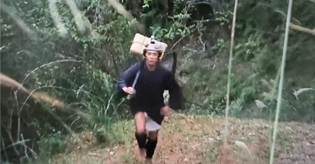 Niezawodni kurierzy shogunatu - Hikyaku i rynek przewoźników średniowiecznej Japonii Poznaj świat hikyaku – niezawodnych kurierów shōgunatu. Historia, techniki, stroje i rynek przewoźników w feudalnej Japonii epoki Edo i wcześniej.