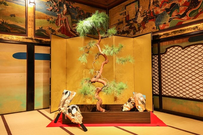 Ikebana taka, jaką była w historii Japonii. Esej o japońskiej sztuce kwiatowej - ikebana. Jak uosabia ona filozofię zen i mono no aware oraz styl wabi sabi? Historia japońskiej sztuki.