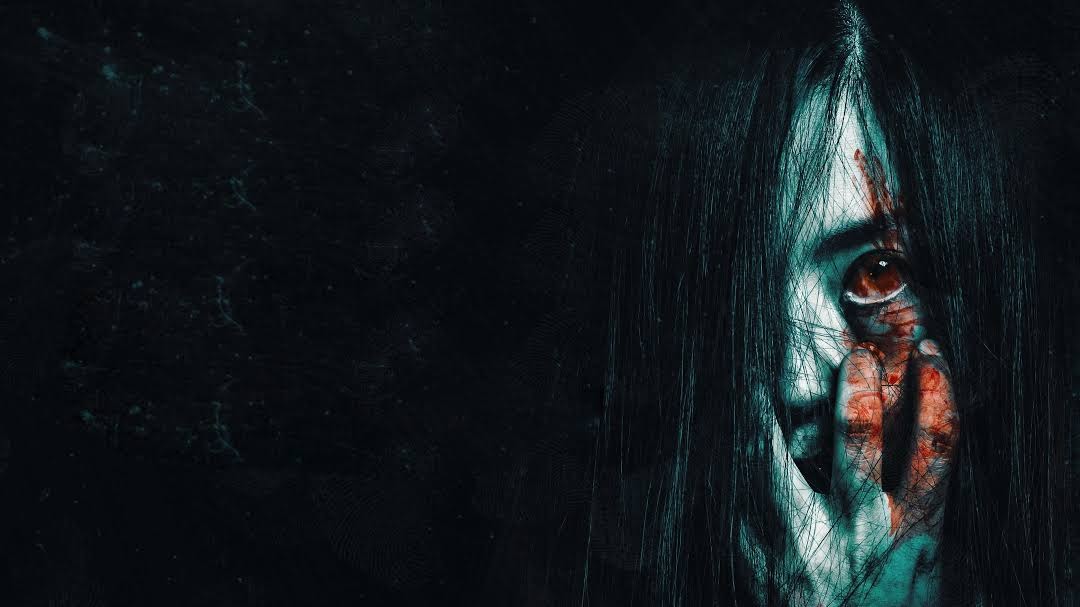 Yurei czyhające w ciemności tunelu Inunaki, Fukuoka, Japonia. Inunaki - mroczny tunel i zapomniana wioska - japońskie legendy miejskie i creepy pasta.