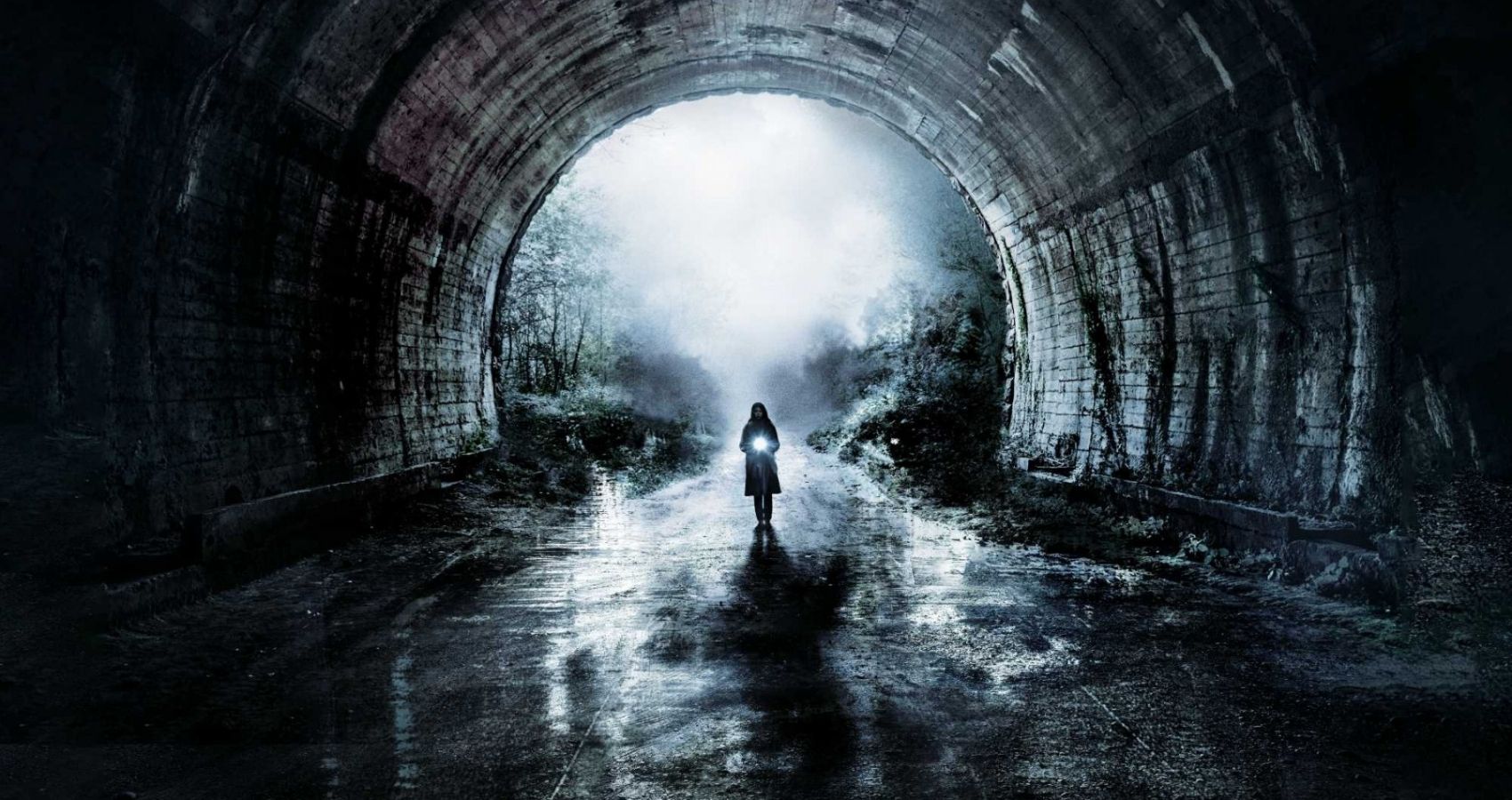 Wejście do tunelu Inunaki. Inunaki - mroczny tunel i zapomniana wioska - japońskie legendy miejskie i creepy pasta.