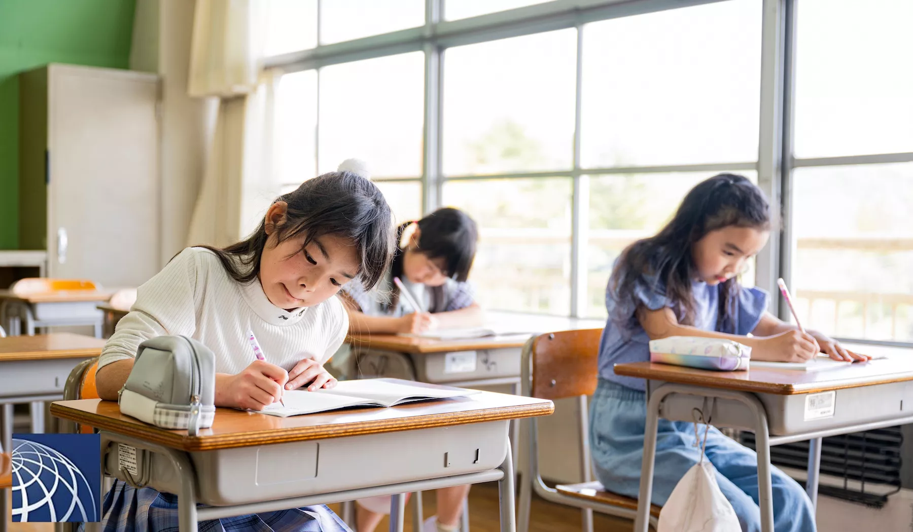 Japanese children know "Hōjōki" by heart – but what can we learn from a monk of the 13th century? "Hōjōki" by Kamo no Chōmei – a Japanese life lesson from 800 years ago, still present in schools. Discover what it can teach us today.