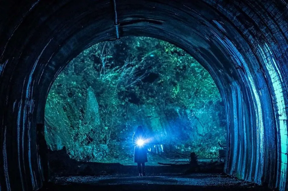 The Forgotten Torii Gate in the Concrete Underground – Amagamine Ochobo Inari An article about the forgotten Inari shrine and its torii gate in the underground tunnels of the Amagamine mountains in Gifu, Japan.