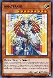 Na początku kobieta była Słońcem – historia Amaterasu Poznaj fascynującą historię Amaterasu, bogini słońca w mitologii japońskiej. Od archeologii i dawnych rytuałów, przez politykę Yamato i ideologię Meiji, aż po feminizm Hiratsuki Raichō i popkulturowe reinterpretacje — odkryj, jak jeden mit kształtował kulturę, tożsamość i wyobraźnię Japonii przez wieki.