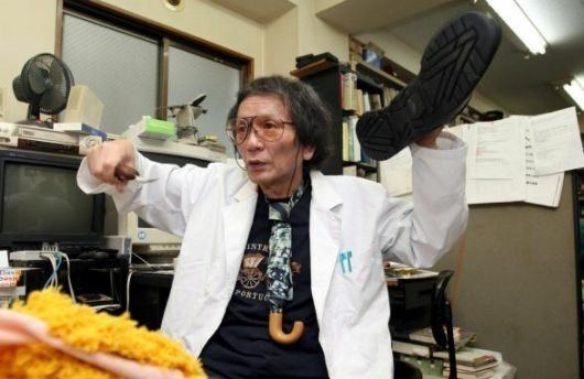 Chindōgu, czyli japońskie wynalazki niemal użyteczne – takie trochę zen, trochę Monty Python Kenji Kawakami udowodnił, że genialny pomysł nie musi mieć sensu. Japońskie chindōgu to połączenie absurdu, humoru i filozoficznej finezji.