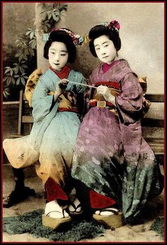 Article about 20 century most famous geisha Mineko Iwasaki. Geishas as artisans and keepers of Japanese culture and tradition. Mineko Iwasaki standing against Arthur Golden regarding defamation case in Memoirs of Geisha. Article about 20 century most famous geisha Mineko Iwasaki. Geishas as artisans and keepers of Japanese culture and tradition. Mineko Iwasaki standing against Arthur Golden regarding defamation case in Memoirs of Geisha.