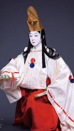 Taikomochi Esej o roli oiran w kulturze Japonii shogunatu Tokugawa (Edo) i róznice z profesją gejsz.