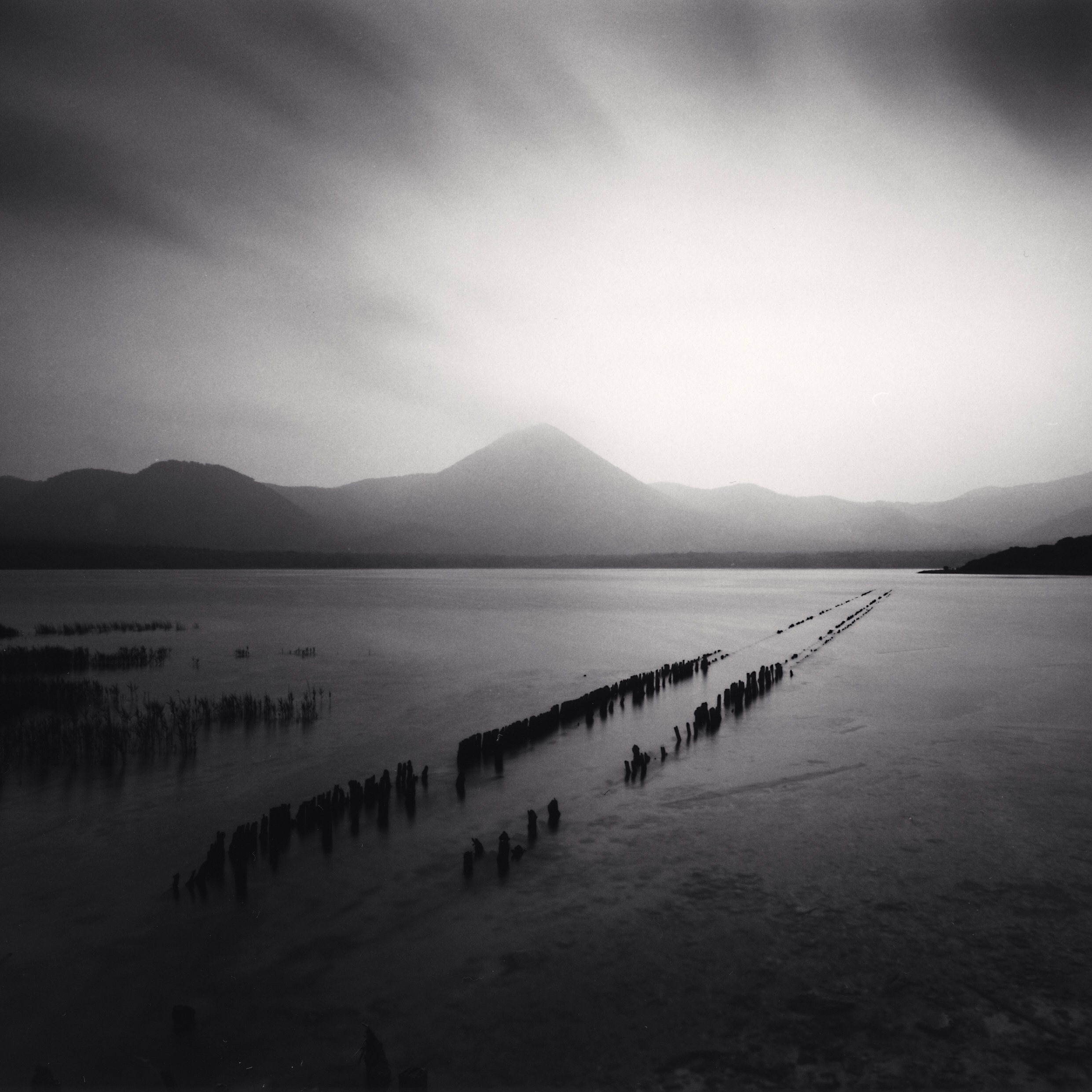 The Tradition of Kōans in Japan – A Zen Practice That Doesn’t Give Answers, But Takes Them Away Kōans in the Tradition of Japanese Zen Based on the Writings in the Shasekishū. What Are Kōans, and What Can They Give Us — and Take Away?