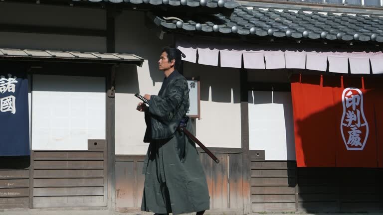 428: spotkajmy się na Shibuyi. Goroawase, czyli jak Japończycy mówią liczbami. Goroawase (語呂合わせ) to japońskie gry słowne, w których liczby brzmią jak sylaby: 39=sankyū, 428=Shibuya, 573=KONAMI. Etymologia, historia, szkolne mnemotechniki, daty i easter eggi z gier.