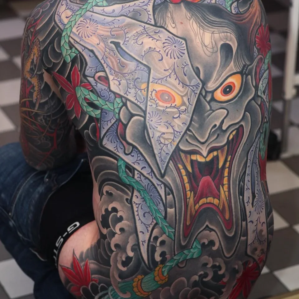 Irezumi Hannya. Irezumi - tatuaże yakuzy. Czym są, jaka jest ich historia i co je łączy z japońską sztuką ukiyo-e?
