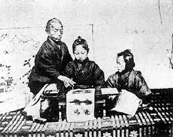 Zdjęcie nauczyciela i uczniów - era Meiji Esej o oddolnych szkołach ludowych terakoya w Japonii okresu Edo (shogunatu Tokugawów).