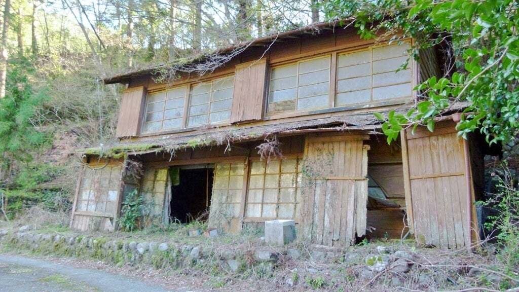 ukiyo-japan.pl - esej o ukrytych wioskach w historii Japonii - kakurezato Esej o kakurezato - "ukrytych wioskach" w historii i kulturze Japonii - od rodu Heike po Naruto.