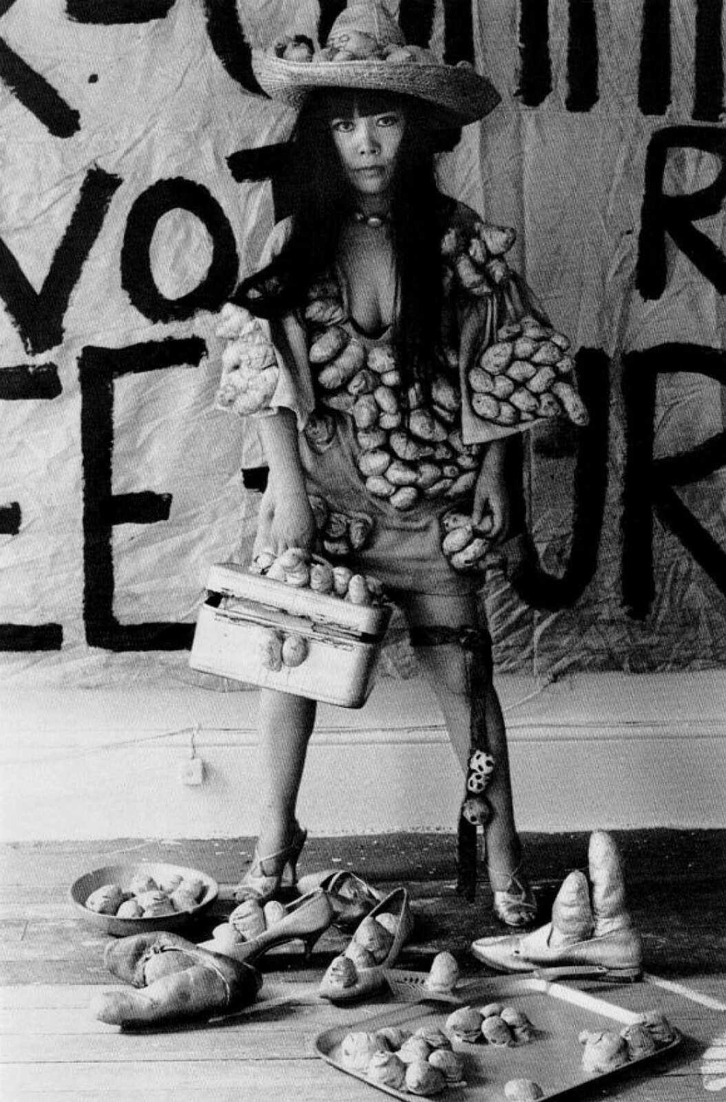 ukiyo-japan.pl in English: Essay about the Yayoi Kusama life and work Wssay about Japanese modern artist - Yayoi Kusama.