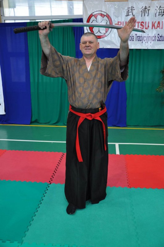 Namysłów - polska szkoła Takenouchi-ryu, jujutsu. Esej o japońskiej szkole Takenoushi-ryu w stylu jujutsu, w którym szkolili się samuraje okresu sengoku w Japonii.