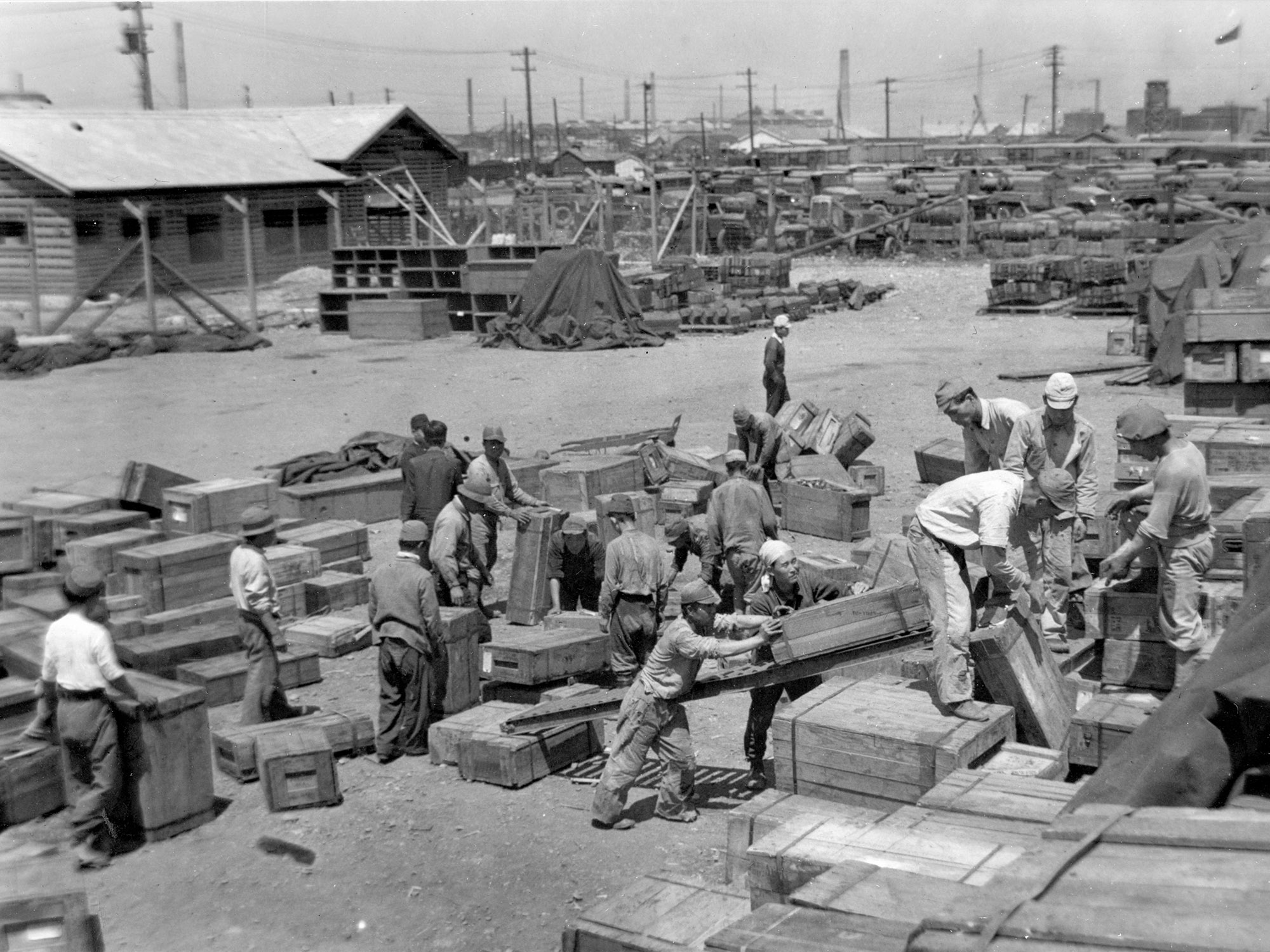 Japonia w latach 50-tych - odbudoea powojenna. Inunaki - mroczny tunel i zapomniana wioska - japońskie legendy miejskie i creepy pasta.