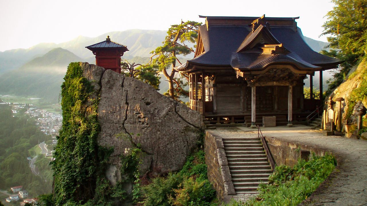 Świątynia z czasów Nara Esej o oddolnych szkołach ludowych terakoya w Japonii okresu Edo (shogunatu Tokugawów).