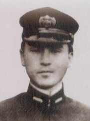 Prawdziwi kamikaze – listy chłopców do rodziny przed śmiercią Prawdziwi kamikaze: autentyczne listy i zapiski dwudziestoletnich pilotów i załóg kaiten pisane tuż przed misją. Fakty, kontekst i słowa do matek, ojców i sióstr.