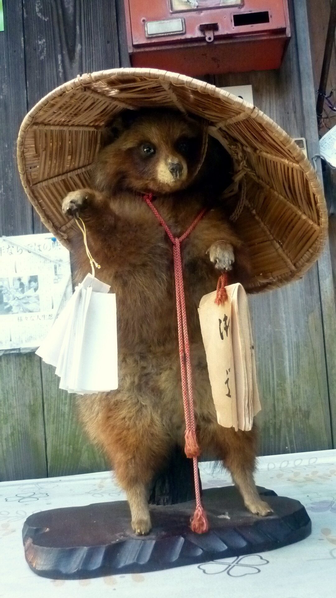 Tanuki, co sakiewką majta – jak tego nicponia widzieli japońscy drzeworytnicy? Motyw tanukiego w sztuce ukiyo-e - na tyle poważnie, na ile temat pozwoli