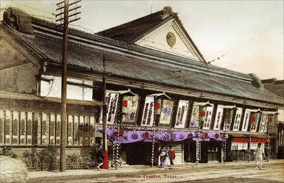 Każdego dnia 4 litry sake i pobudka do pracy o drugiej w nocy. Kawanabe Kyōsai, demon malarstwa w Japonii Meiji Ośmiolatek wyłowił z rzeki uciętą głowę, żeby ją narysować. Czterdzieści lat później Kyōsai dostał najwyższą nagrodę w kraju za to, że przestał być sobą. Demon japońskiego malarstwa w czasach Meiji.