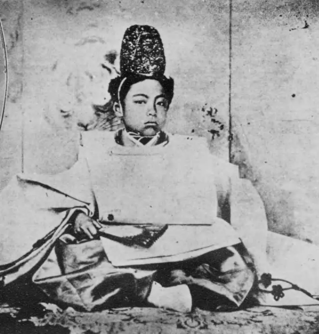 Tokugawa Yoshinobu - ostatni shogun - zdjęcie jako dziecko Artykuł o rodzie shogunów Tokugawa - co się z nimi dział w Japonii po epoce samurajów - Meiji, Taisho, Showa i obecnie?