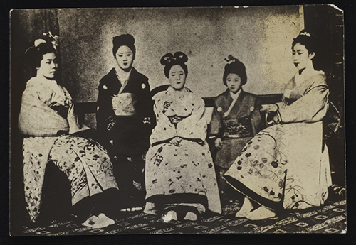 In the Beginning, Woman Was the Sun – The Story of Amaterasu Discover the fascinating story of Amaterasu, the sun goddess of Japanese mythology. From archaeology and ancient rituals to Yamato politics and Meiji ideology, from Hiratsuka Raichō’s feminism to pop culture reinterpretations — explore how a single myth has shaped Japan’s culture, identity, and imagination for centuries.