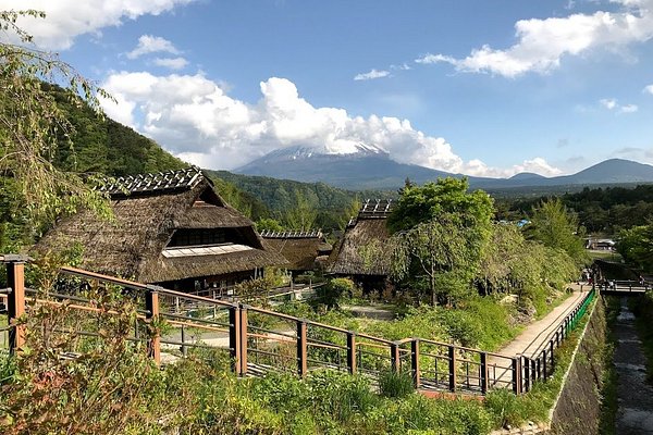 Yamanashi - miejsce pochodzenia Japonki - alpinistki Tamae Watanabe Tamae Watanabe - kobieta, która zdobyła Mount Everest w wieku 73 lat - poznajmy jej inspirujące osiągnięcia i filozofię życia.