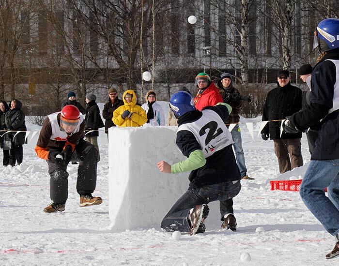 Winter Whispering Dreams: 10 Names for Snow in the Japanese Language 10 names for snow in Japanese language - how snow can be a space for thought, meditation and mono no aware feelings.
