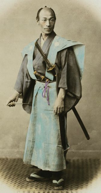Edo - samuraj Esej o Japonii Edo - Jak Tokugawa Ieyasu ujarzmił samurajów i zaprowadził pokój w wojennej Japonii?