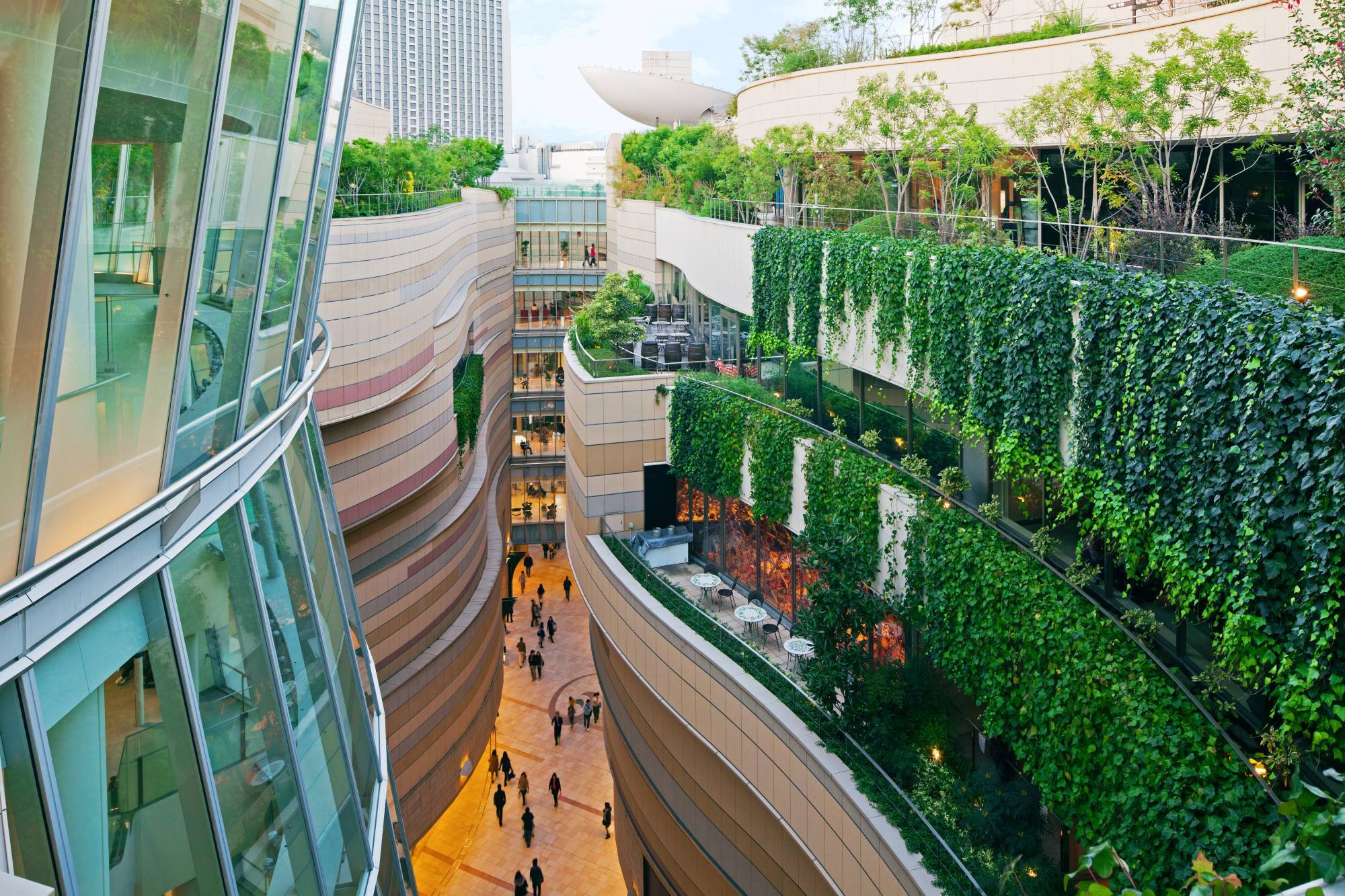 Japońska przypowieść o słoniu i ślepcach, czyli o egzystencjonalnym niezrozumieniu czegokolwiek Rozważania na temat ograniczeń poznania na podstawie przypowieści o słoniu i ślepcach i jej japońskich interpretacjach (np. u Hokusaia)