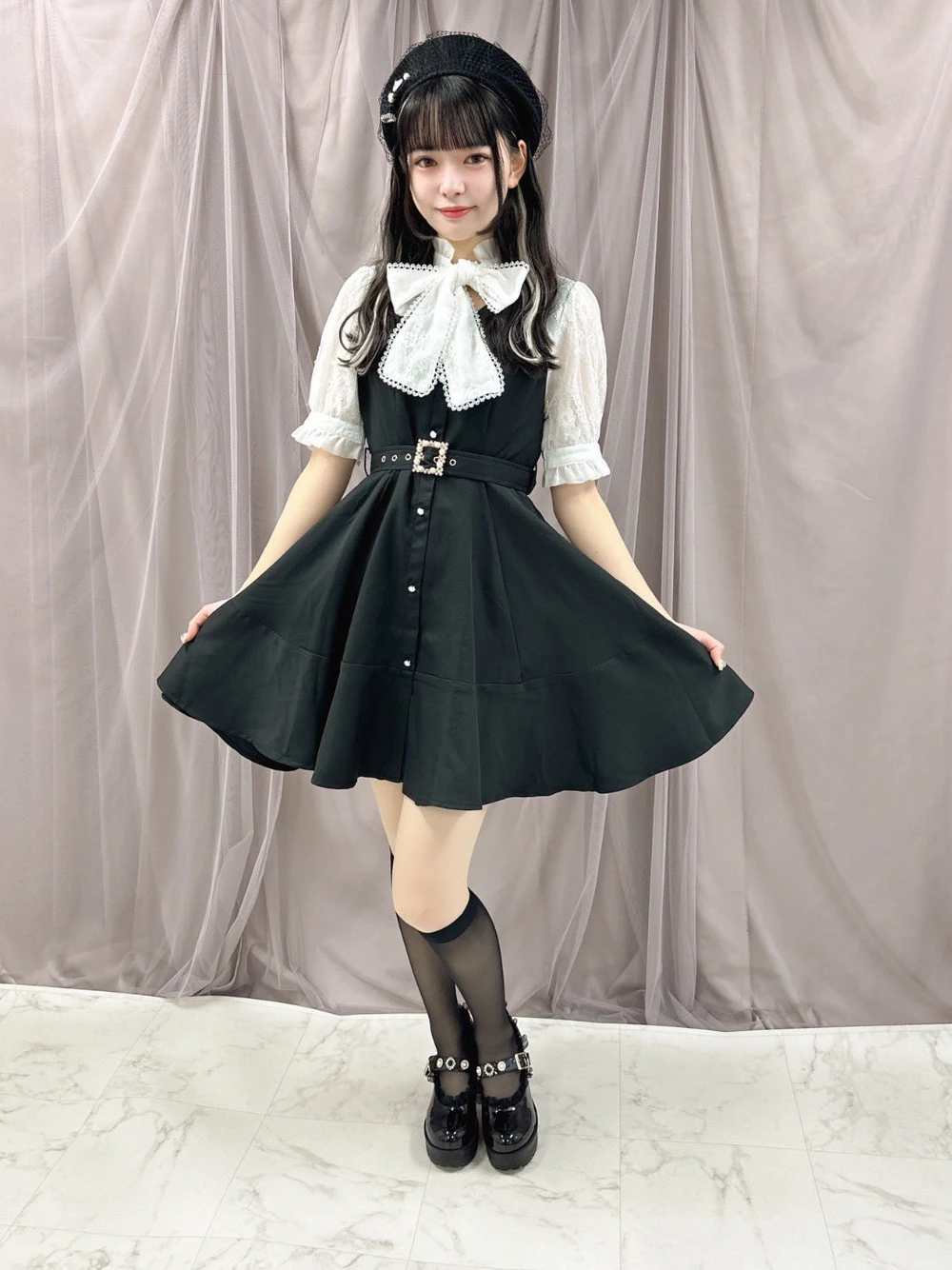 Ametora fashion style from Harajuku, Tokyo, Japan. Article about modern Japn, Tokyo - fashion styles of Harajuku, such as Gyaru, Kawaii, Visual Key, Lolita, Gurokawa and others.