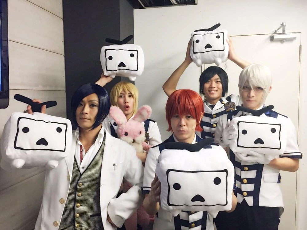 Nivo Nivo Douga cosplayer fans Article, essay on Japanese youtube: Nico Nico Douga about anime and manga