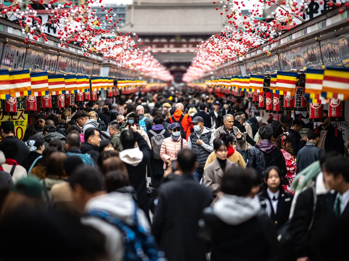 ukiyo-japan.pl - Rent-A-Sister - how Japan copes with Hikikomori phenomenon Essay about Rental Sisters in Japan (how to fight hikikomori in modern Japan)