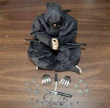 Ninjutsu - dyscyplina shinobi, Japonia Artykuł o tym, kim na prawdę byli Ninja średniowiecznej Japonii (od okresu Heian po Edo). Czym jest ninjutsu, filozofia ninja? Jak przedstawieni oni zostali w japońskich mangach i anime?