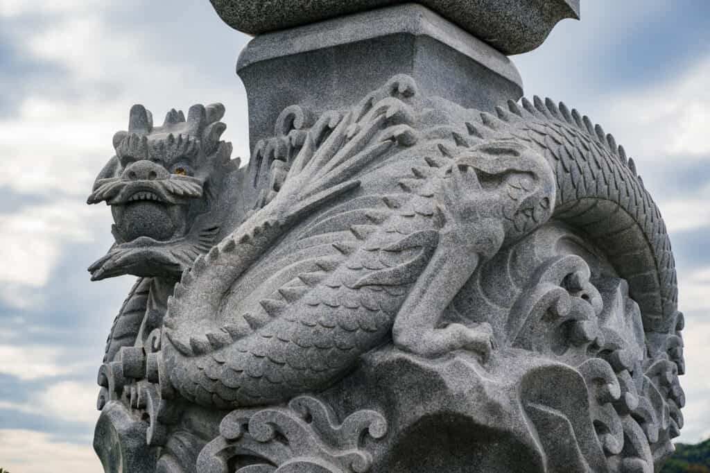 Dragon named Gozuryu is famous on Enoshima island. Essay about Japanese mythology: the myth about creation of Japan's Islands and its reflection in Japanese anime and manga.