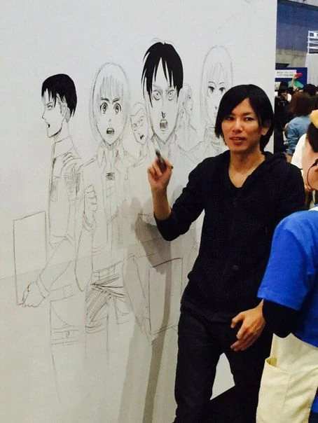 Hajime Isayama - autor japońskiej mangi Attack on Titan. Artykuł próbujący odpowiedzieć na pytanie - co takiego jest w japońskim anime Attack on Titan, że jest ono tak wyjątkowe. Ikigai Manga Dive - strona o kulturze i historii Japonii oraz o mandze, anime i japońskich grach video. Artykuł o Attack on Titan.