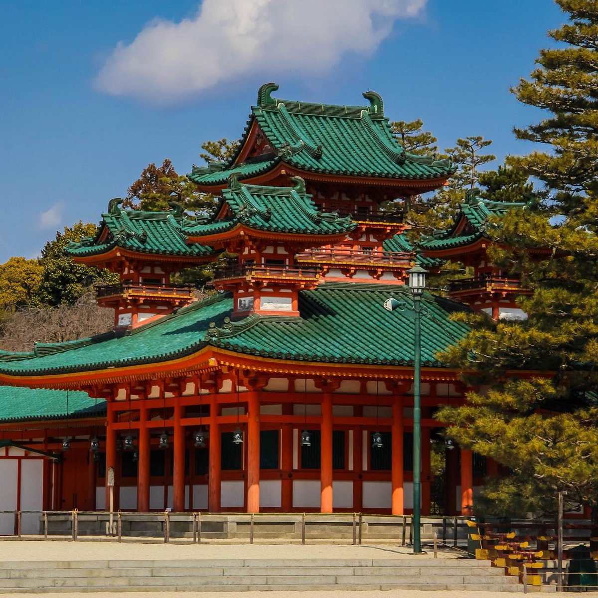 Heian Japan temple, where Sei Shonagon attended. Essay about Sei Shonagon, a Japanese female poet from Heian period, author of the Makura no Soshi - how to learn mono no aware and wabi sabi from her. Japanese literature and history.