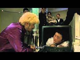 Kano inside an old TV - Ichi the Killer, Japanese movie about yakuza and heroine addicts such as Kano himself. Article about the movie "Koroshiya Ichi" ("Ichi the Killer" by Takashi Miike based on Japanese manga by Hideo Yamamoto "Ichi the Killer". Kakihara, Ichi, Jiiji, Jiro and Saburo and more.