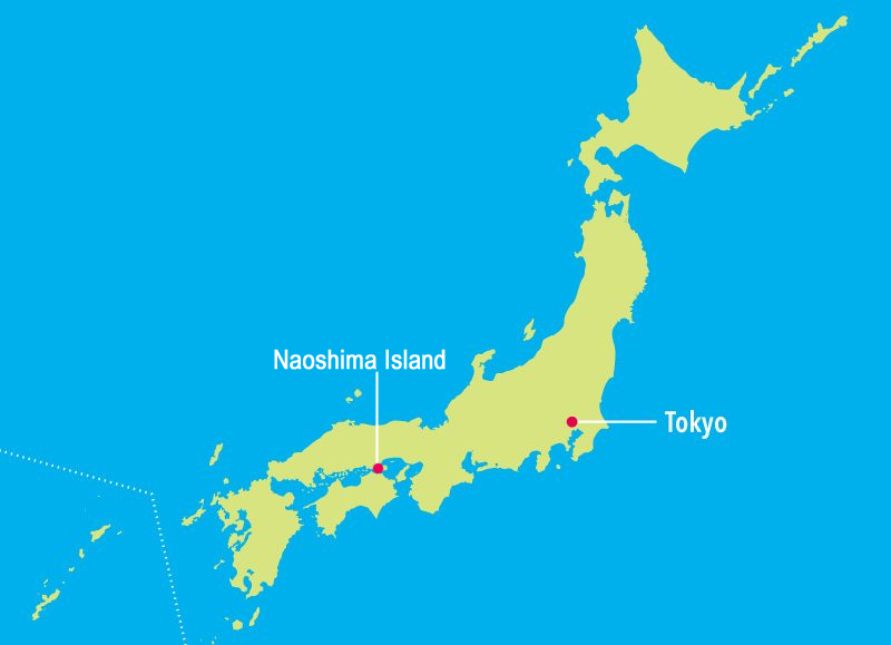 Mapa Japonii z zaznaczoną wyspą Naoshima. Artykuł o japońskiej wyspie sztuki Naoshima, na której można podziwiać japońską sztukę współczesną, Yayoi Kusama, Tadao Ando i innych. Muzeum Benesse Corporation na Naoshimie.