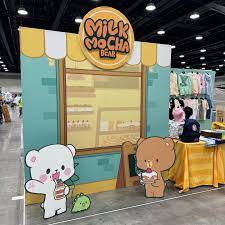 Milk and Mocha Bears shop stand - Indonesian gif stickers. Article about popular gif animated stickers from Indonesia by Melani Sie called Milk & Mocha Bears. Kawaii style animations about love and relationship with two cute bears: Milk and Mocha.