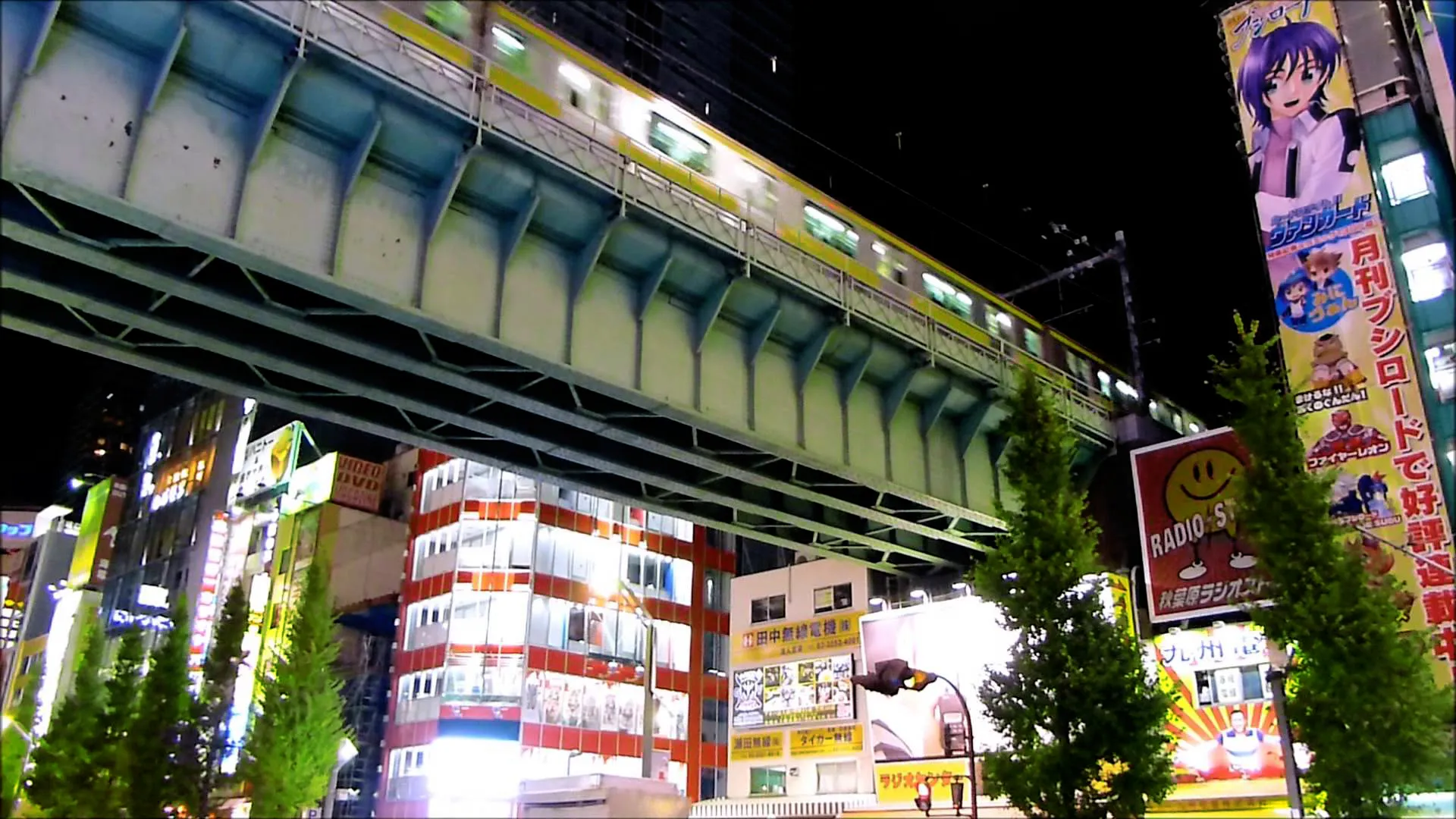 Akihabara, miasto elektroniczne Japonii, tokio. Centrum dla otaku, japońskiej mangi i anime. Artykuł o dzielnicy Akihabara w Tokio - stolicy japońskiem mangi i anime, retro gamingu, maid cafe - czyli stolicy świata otaku.