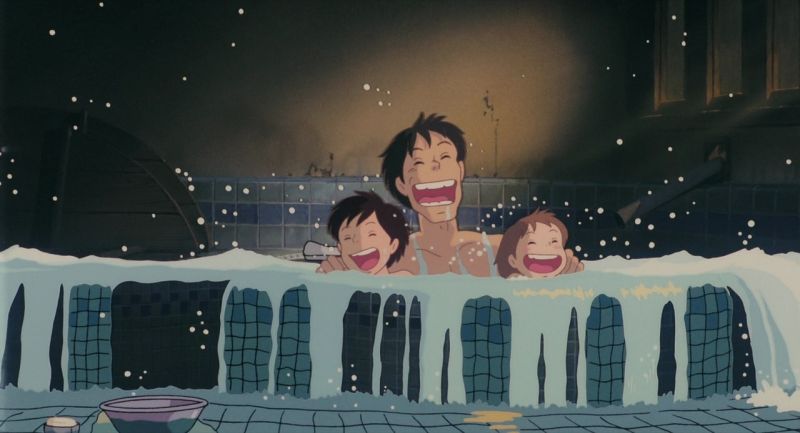 My neighbor Totoro, 1988, Studio Ghibli. Japońskie anime stworzone przez Hayao Miyazaki. Scena kąpieli. Esej o japońskich źródłach termalnych onsen. Jaka była historia onsen w klulturze Japonii, jakie są współczesne popularne onsen (Beppu, Dogo Onsen, Hakone Onsen itp). Występowanie onsen w anime, jak Spirited Away, Love Hina, Yu yu Hakosho, Dragon Ball, Onsen Yousei Hakone-chan, Totoro.