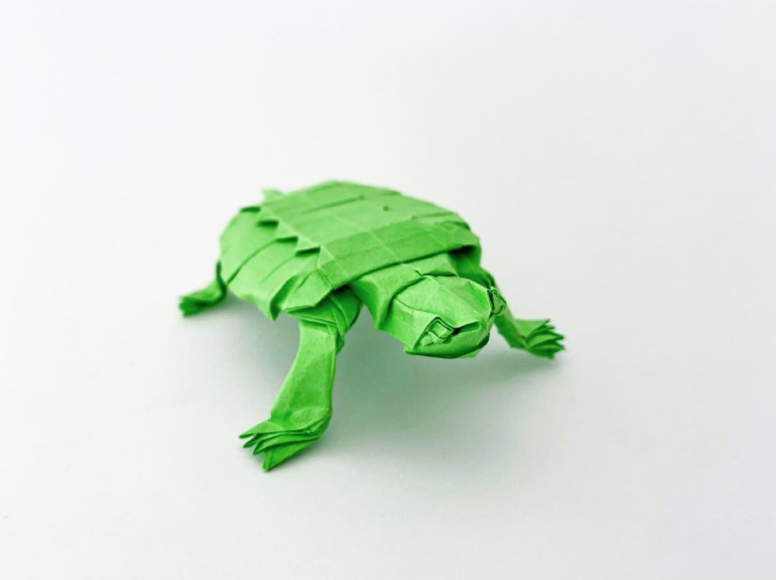 Żółw origami, Japonia Esej o origami - miejsce origami w kulturze i historii Japonii, historia origami i jego wpływ na filozofię i sztukę. Przykłady origami z japońskich anime i mangi.